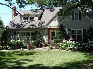 439 16th Ave SW, Rochester, MN 55902