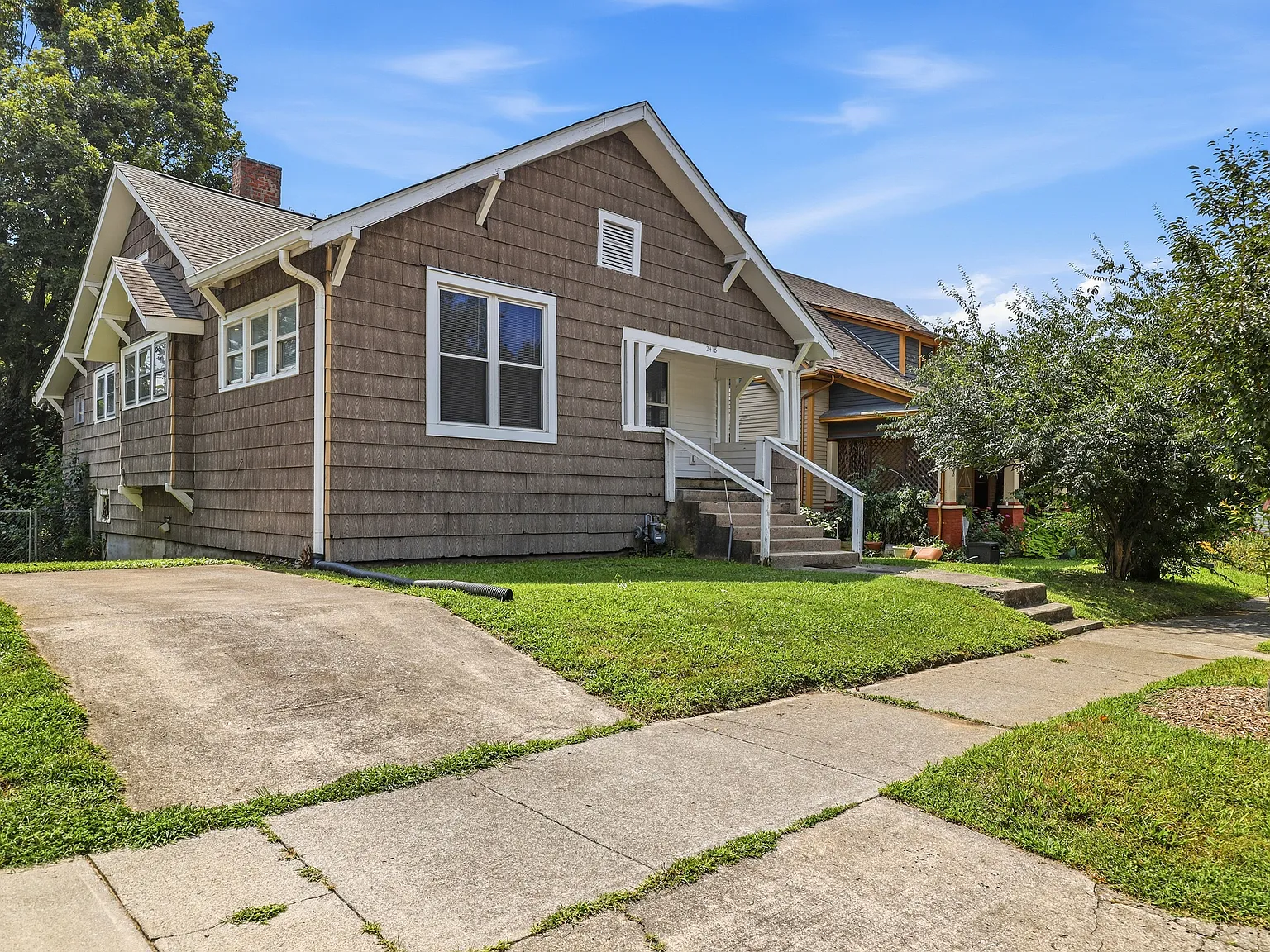 3 bed, 1086 sqft, $2,000 — Photo 3