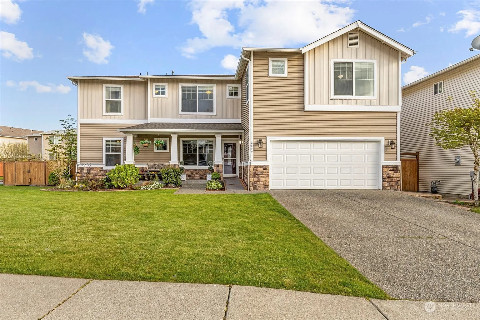 2477 SW Siskin Circle photo 1