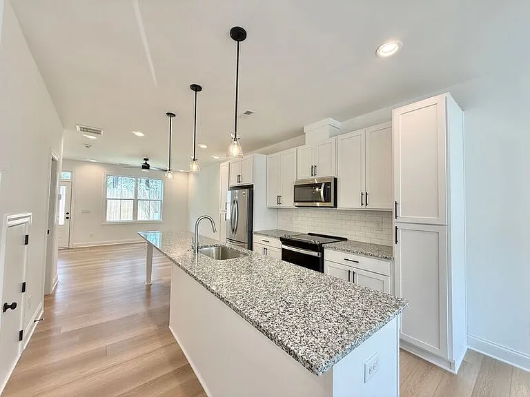 4821 Gossamer Ln #102 — Photo 5