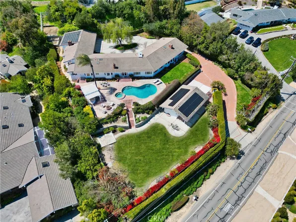 52 Eastfield Dr, Rolling Hills, CA 90274