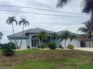 247 SE 6th St, Cape Coral, FL 33990