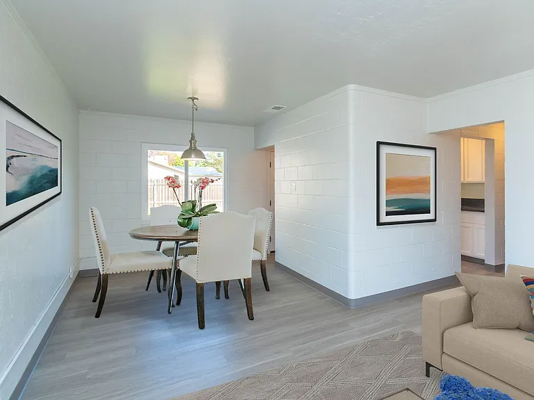 1258 Rosemary Ln — Photo 1