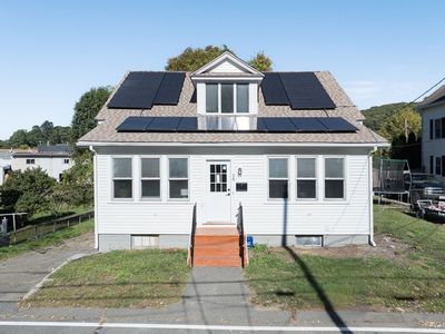 28 Maple Ave, Ware, MA, 01082
