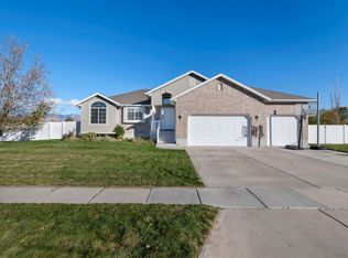 1509 S 2600 W, Syracuse, UT 84075