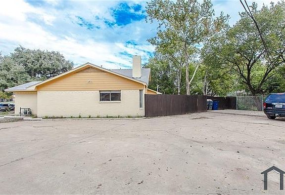 3rd image of 3472 Hidalgo Dr #3472