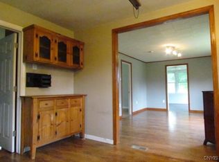 1534 State Route 264, Phoenix, NY 13135