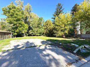 353B Ontario St, Newmarket, ON L3Y 2K7