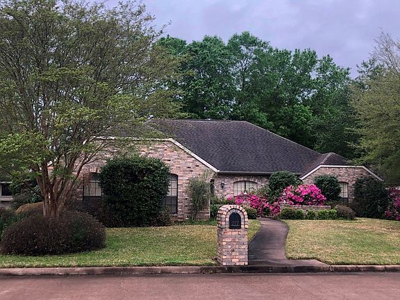 2nd image of 217 Enchanted Estates Dr