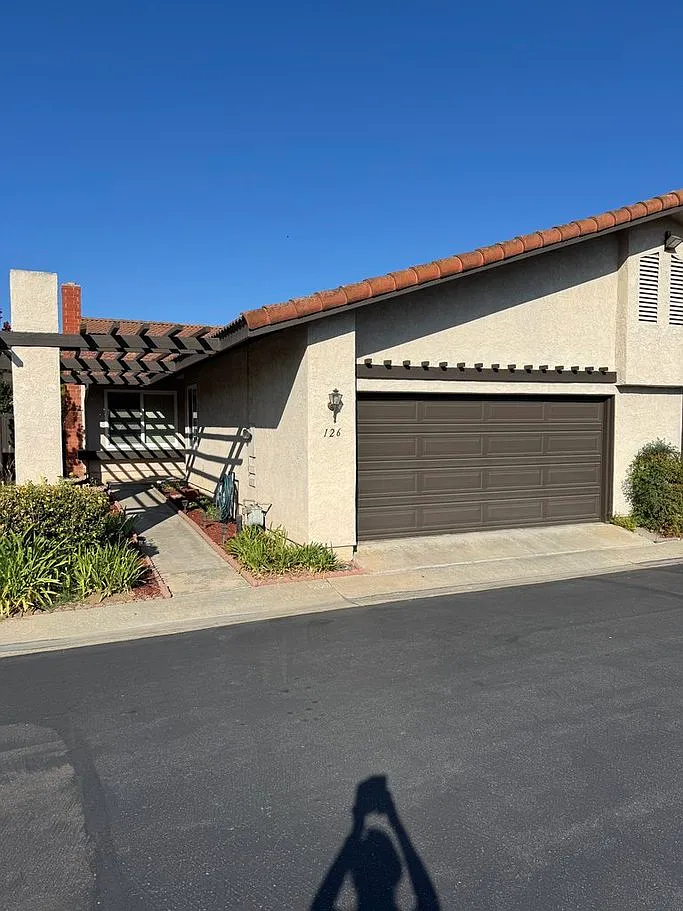 2 bed, 1254 sqft, $3,200 — Photo 1