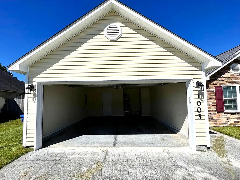 1003 Wt Whitehead Dr — Photo 26