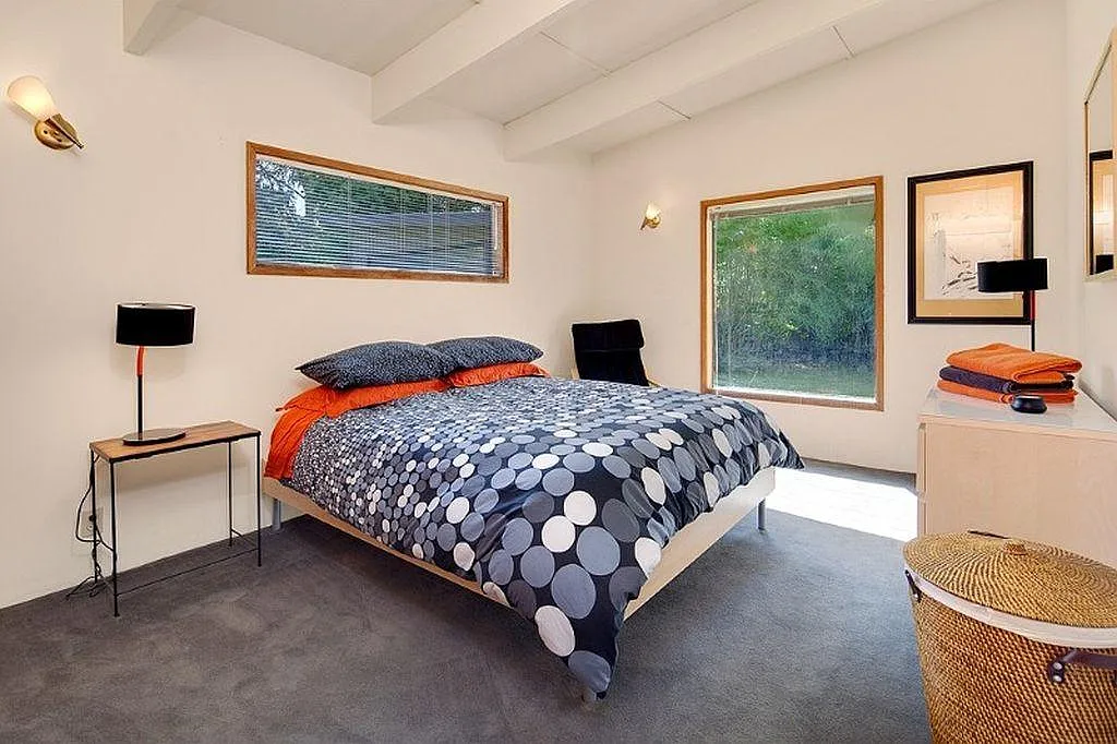 3 bed, 1300 sqft, $3,450 — Photo 4