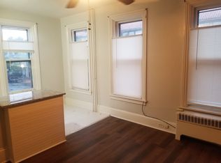 1109 Green St APT 2F, Harrisburg, PA 17102