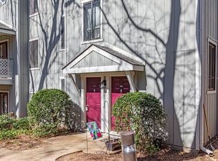 2291 Hunters Run Dr, Reston, VA 20191