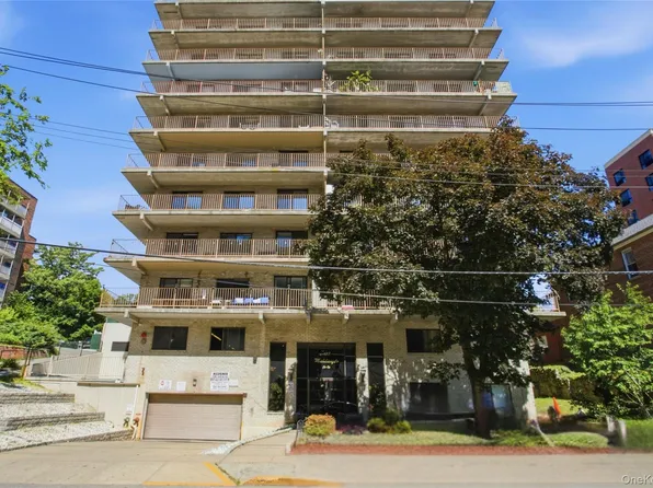 687 Bronx River Road #6C, Yonkers, NY 10704