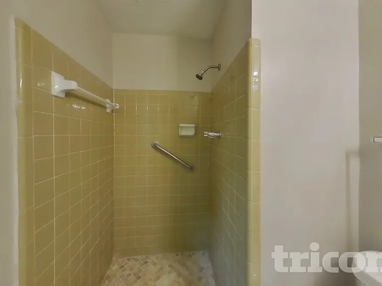 2270 Emerald Castle Dr — Photo 11
