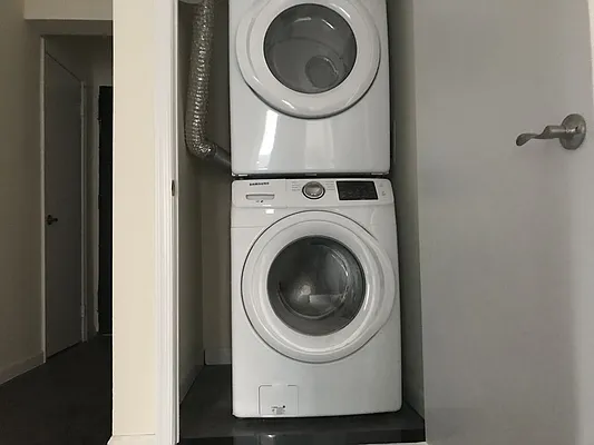 Rented by REAL New York | media 29