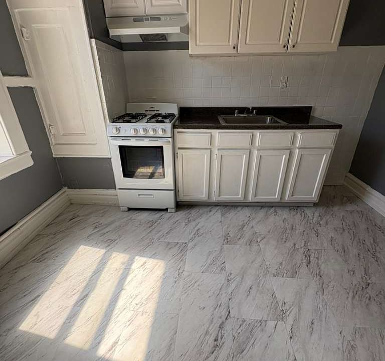 1st image of 2 Columbia Ave APT 202