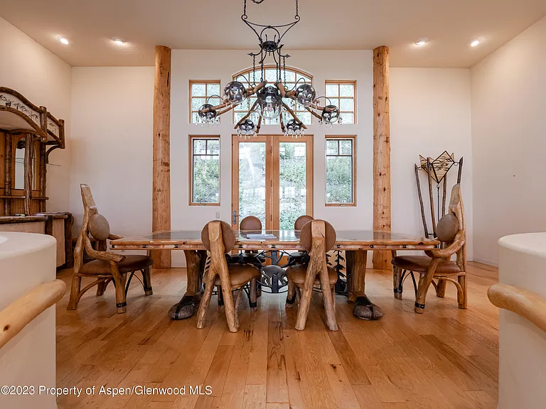 40 Maple Ridge Ln — Photo 15