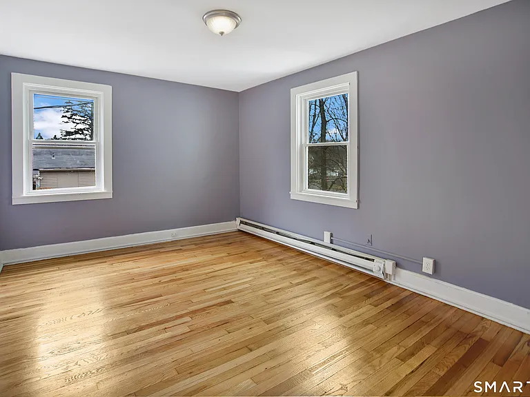 31 Tyler Ave #2 — Photo 11