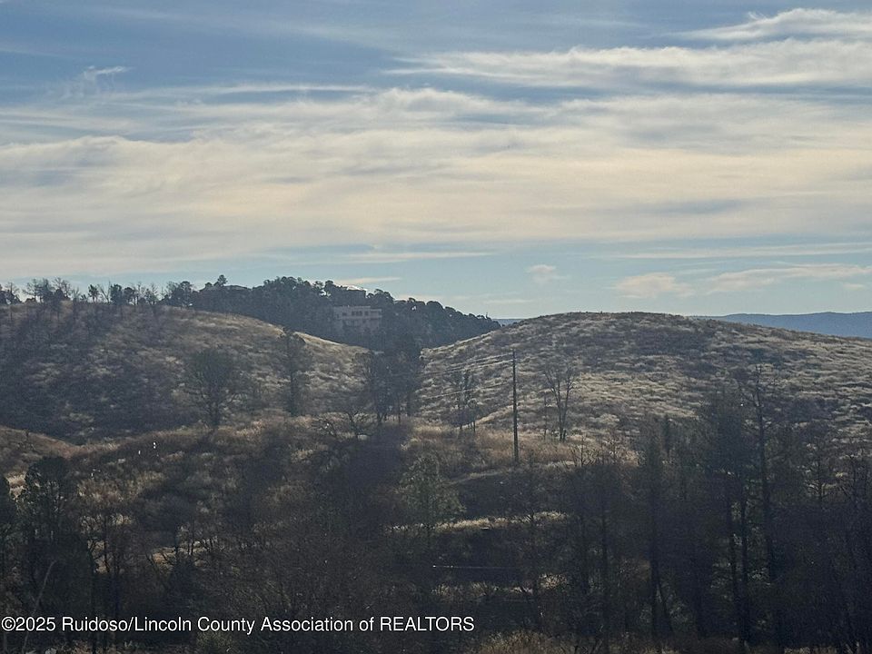 2nd image of 110 Pikes Peak Rd