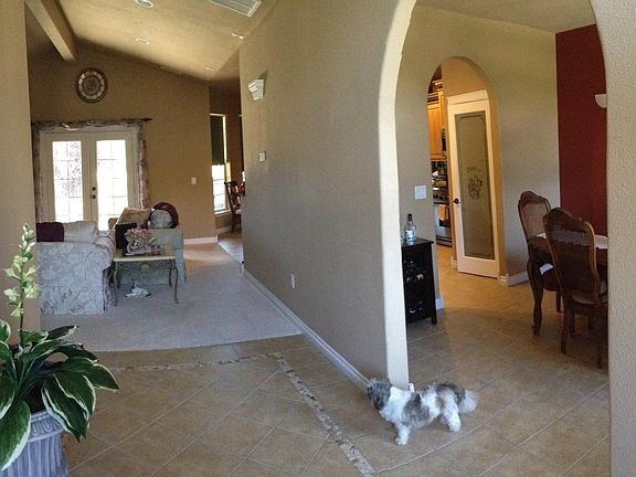 2nd image of 119 Nadine Ln