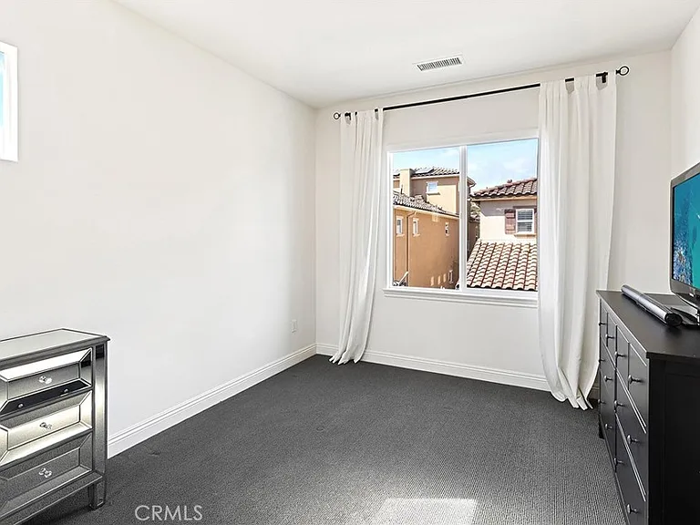 11 Golf Dr — Photo 32