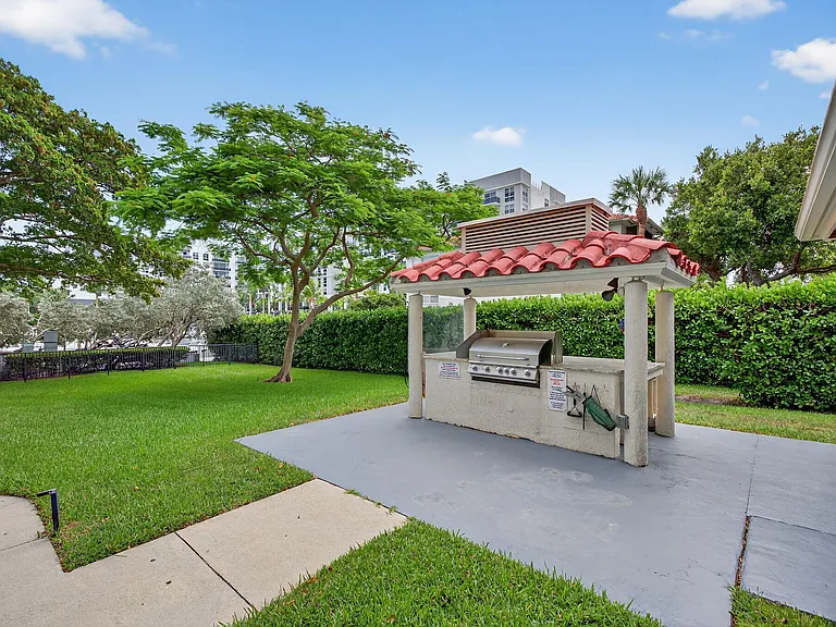 3200 Port Royale Dr N #1205 — Photo 53
