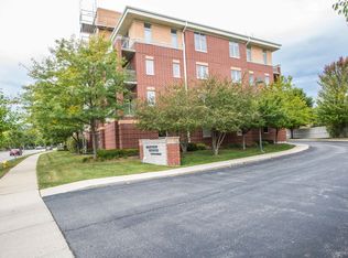 500 E Saint Charles Rd APT 402, Lombard, IL 60148