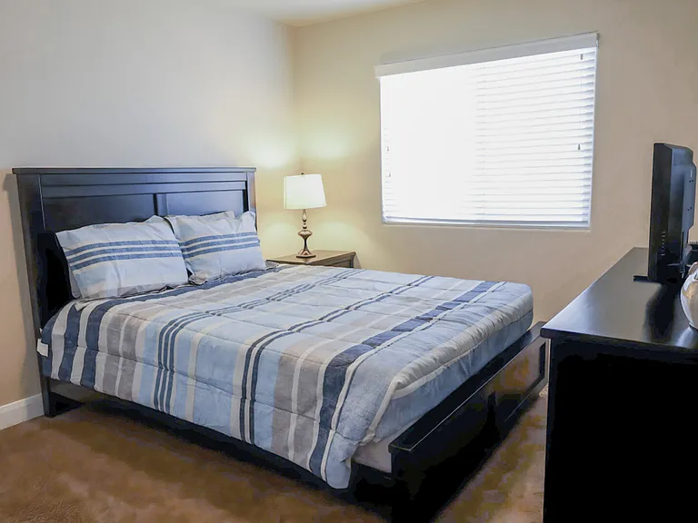 E Torrey Pines Dr — Photo 16