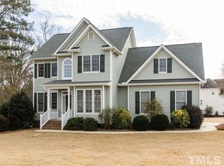 19 Gathering Dr, Clayton, NC 27527