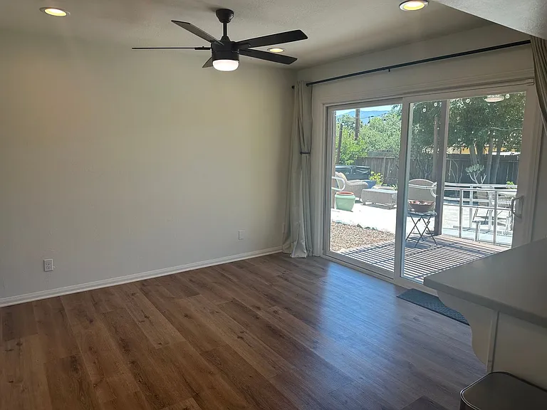 3476 Willow St — Photo 20