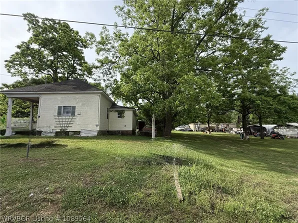 905 Southview St, Dyer, AR 72935