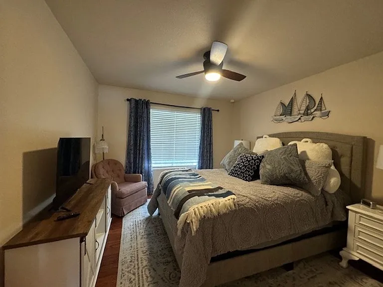 1800 Clubhouse Dr #36 — Photo 27