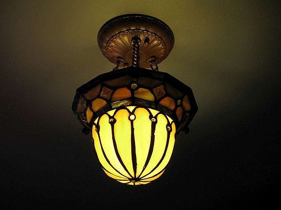 Tiffany light fixtures 