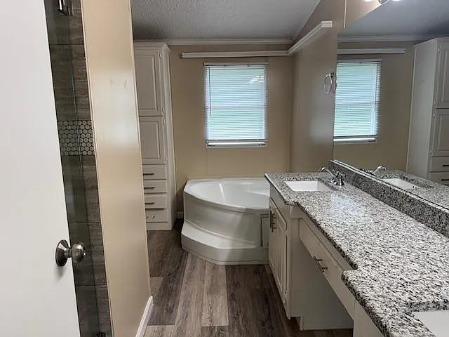 501 W Ryan Rd — Photo 9