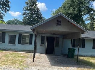 2300 Pearce Ave, Albany, GA 31705