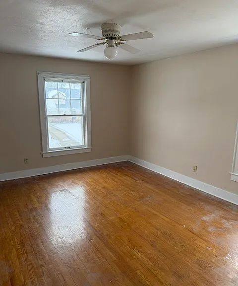 325 E Sandusky Ave #325 — Photo 5