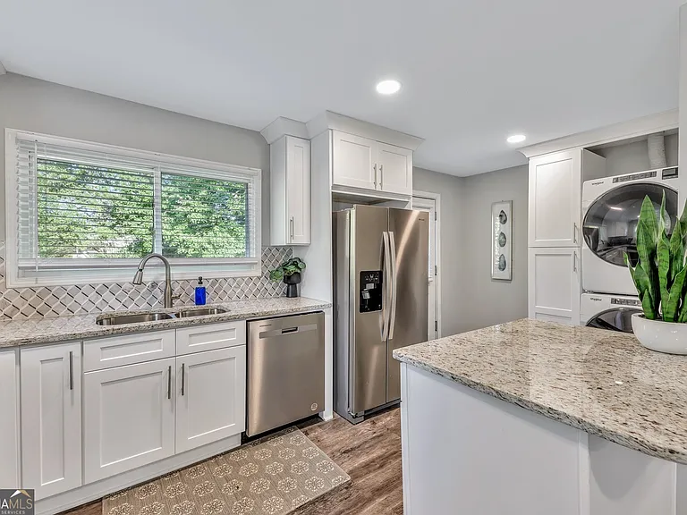 811 Old Powder Springs Rd SW — Photo 10