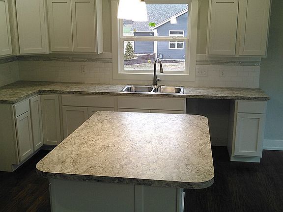 Center kitchen island