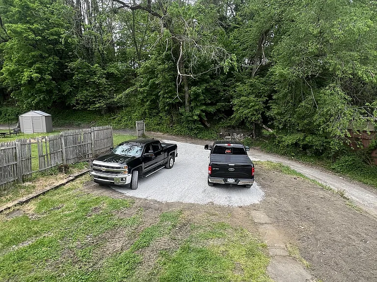 313 Brown Ave — Photo 8