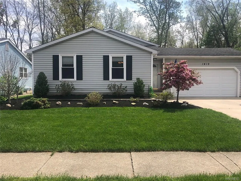1419 Dangelo Dr photo 1
