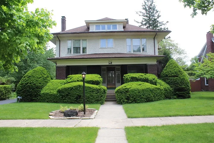 3009 Western Ave photo 1
