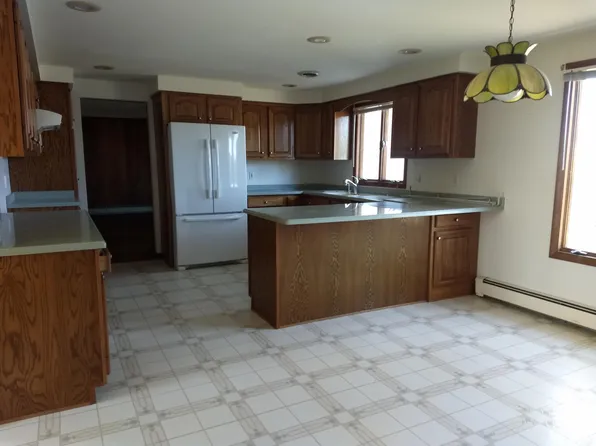 10244 Versailles Plank Rd, North Collins, NY 14111