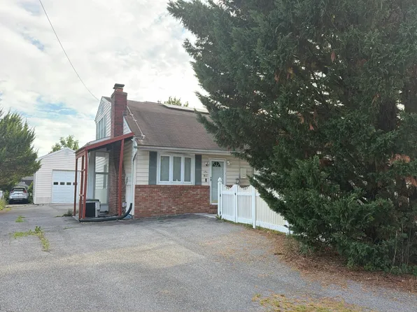 10563 Scaggsville Rd, Laurel, MD 20723