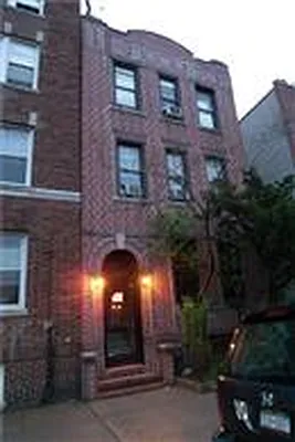 Rented by Charles Roth, LREB | media 27