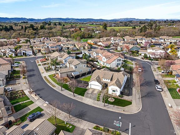 2nd image of 536 Sauvignon Place