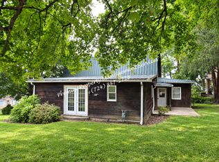 3811 Sunflower Rd, New Brighton, PA 15066