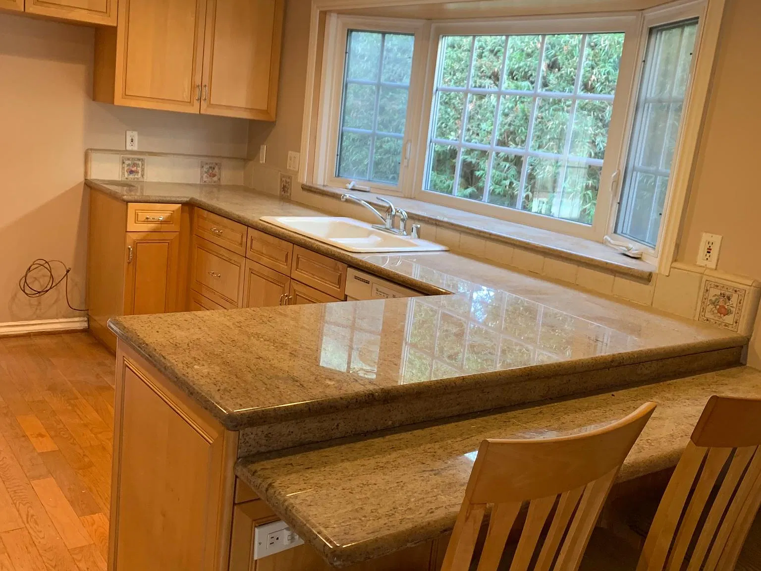 3 bed, 1796 sqft, $4,500 — Photo 3