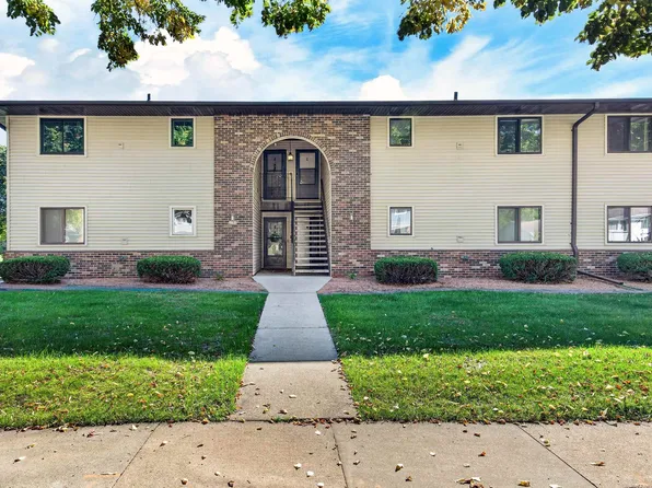 1757 Maricopa Dr APT C, Oshkosh, WI 54904